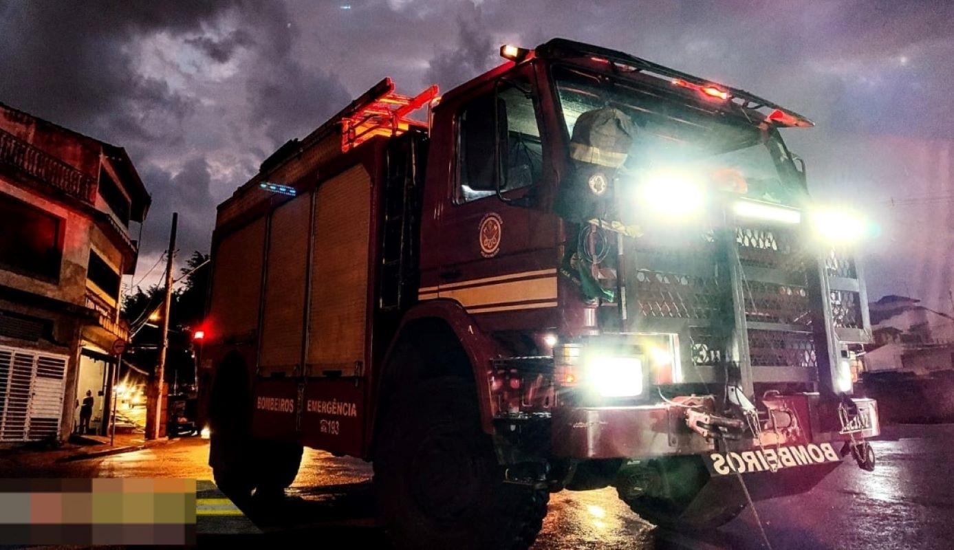 Incêndio em casa mata uma pessoa e fere outra em condomínio do DF