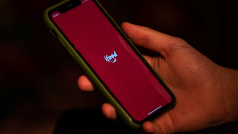 Guerra no delivery vira caso de polícia com suspeita de espionagem