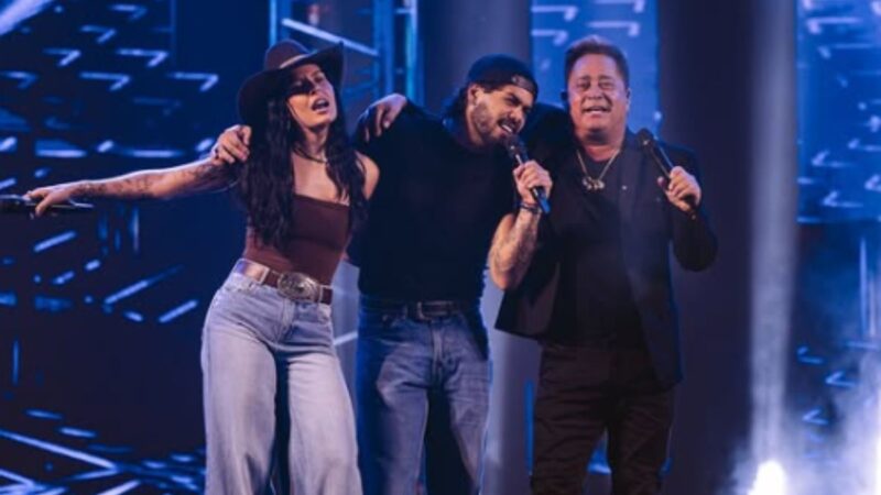 Ana Castela e Zé Felipe sobem ao palco durante show de Leonardo