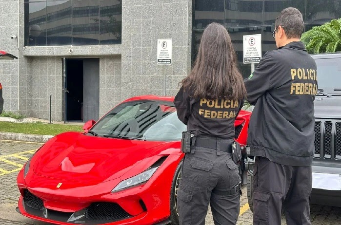 Ferrari, Porsche: veja carrões apreendidos em operação contra sindicato ligado a irmão de Lula