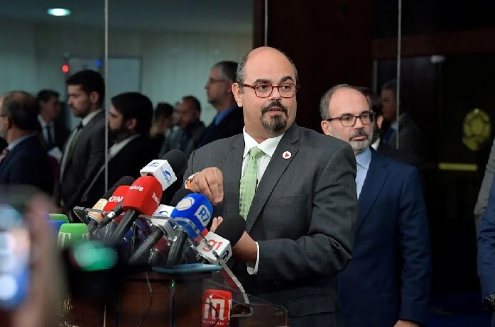 Vice de Zema se filia no PSD e dificulta palanque de Lula em MG