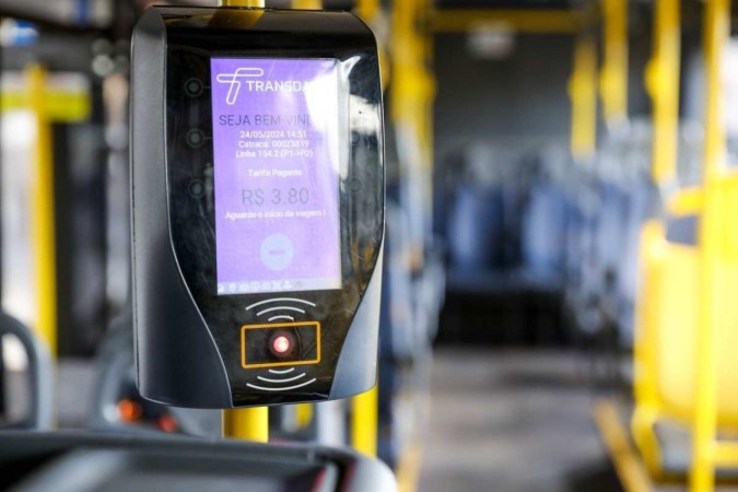 Fim de acordo ameaça seis mil empregos de cobradores de ônibus no DF