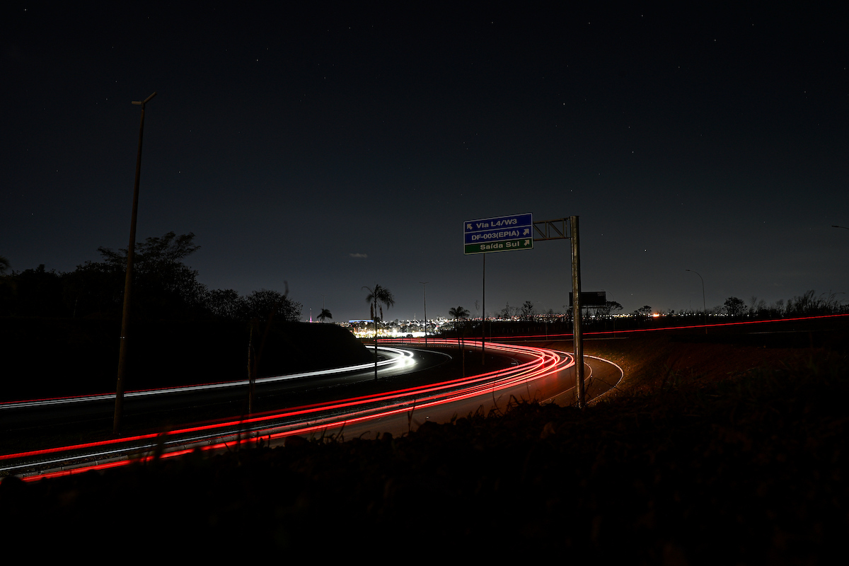 falta de iluminação na Asa Norte assusta moradores