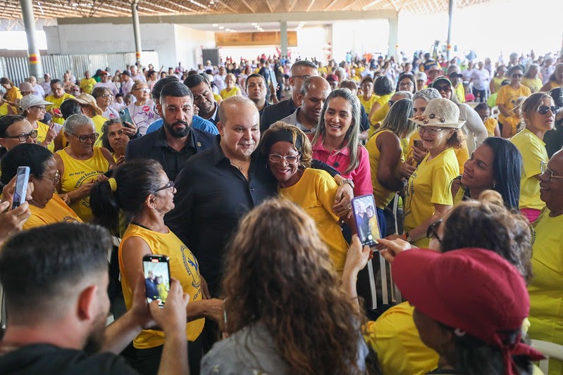 Ibaneis Rocha anuncia R$ 15 Milhões para Construção de 10 Novos Centros de Convivência de Idosos no DF