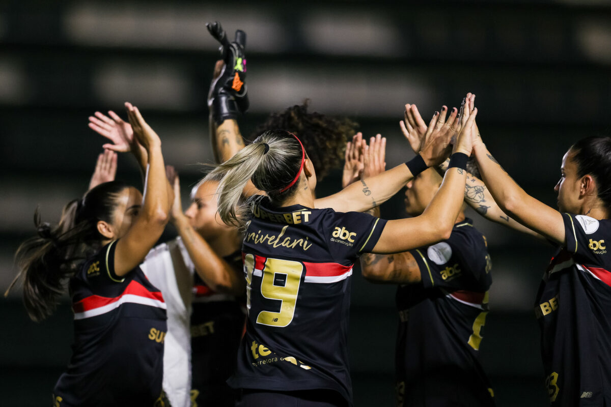 São Paulo vence Olimpia e avança às quartas da Libertadores Feminina