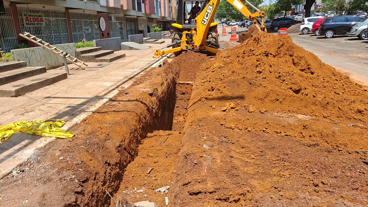 Terceira Avenida do Núcleo Bandeirante recebe serviços de infraestrutura