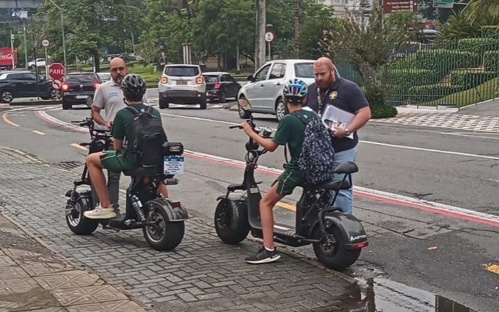 Fiscalização de ciclomotores já removeu quase 30 veículos ao pátio municipal