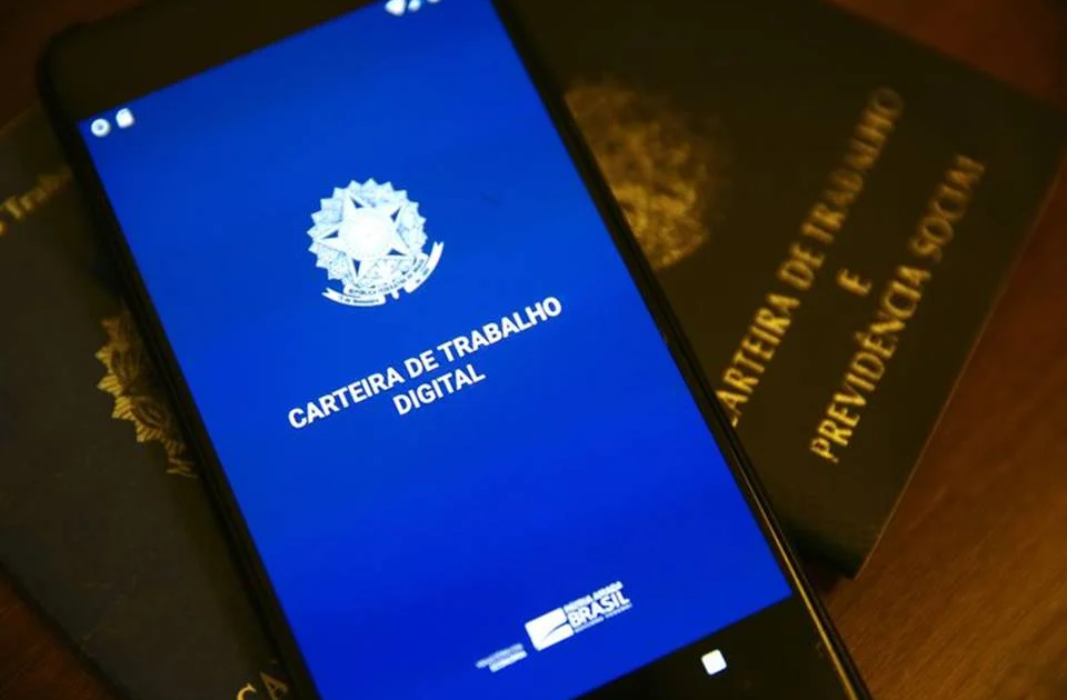 Com salários de até R$ 4 mil, DF tem 439 vagas abertas nesta sexta