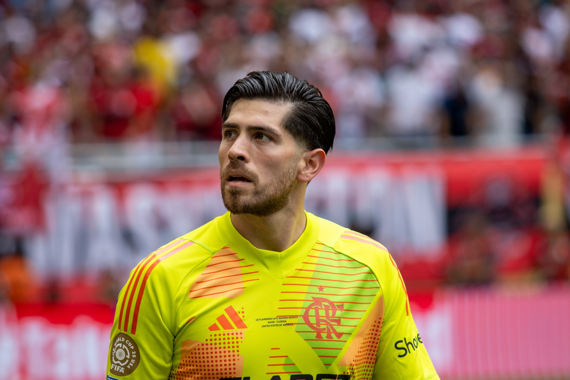 Ídolo do Flamengo exalta momento de Rossi: “Trabalho excepcional”