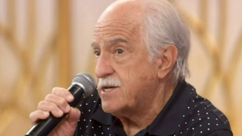 Ary Fontoura surpreende com braços musculosos: “Velhinho tá bonitão”