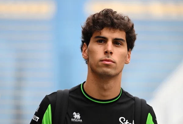 Bortoleto quer parceria com Verstappen e Alonso. Entenda