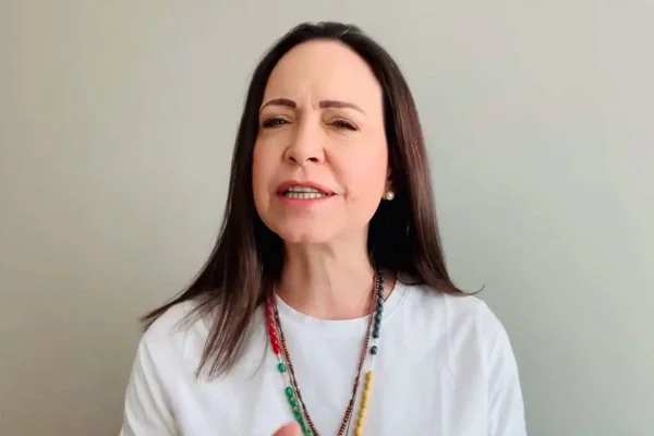 Obama parabeniza Corina por Nobel da Paz e cita defesa da democracia