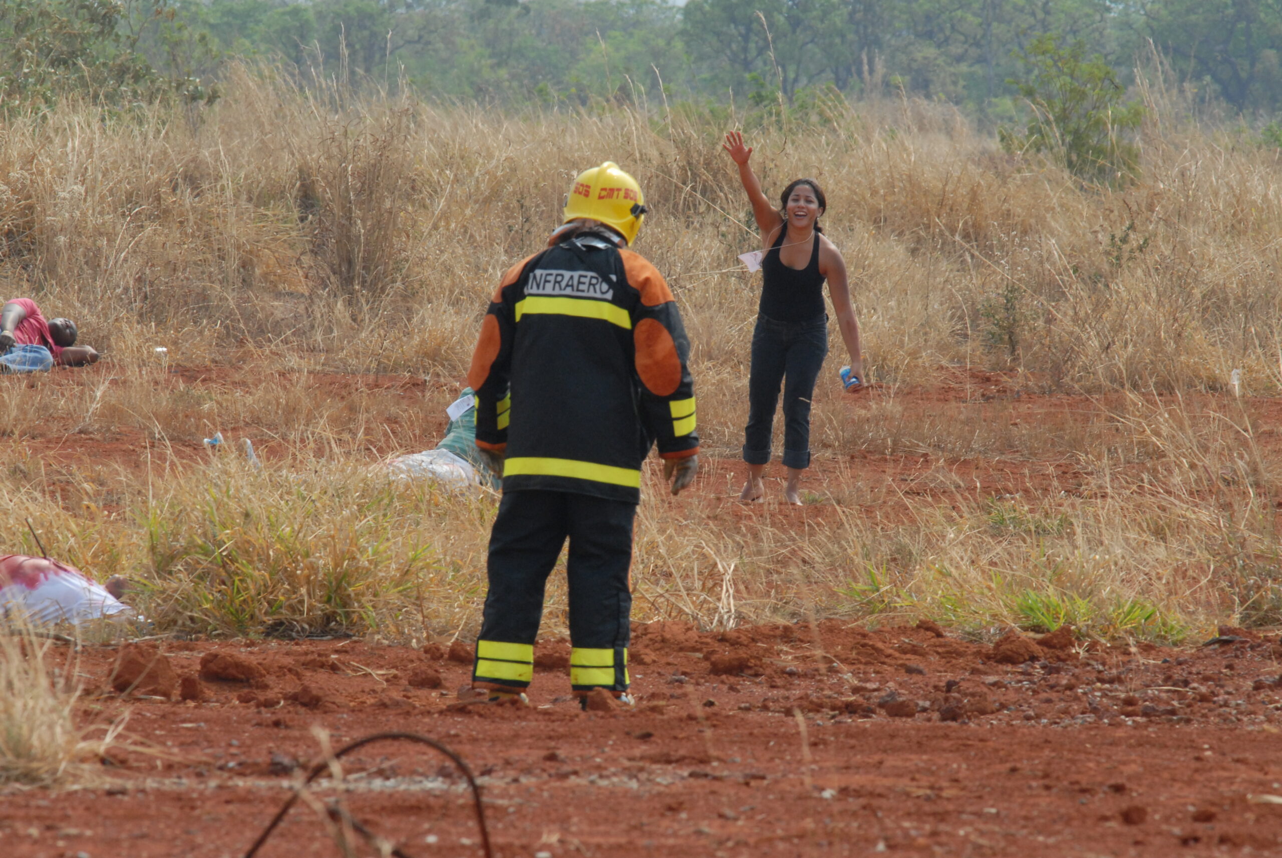 Forças de segurança promovem simulado de emergência no Aeroporto de Brasília