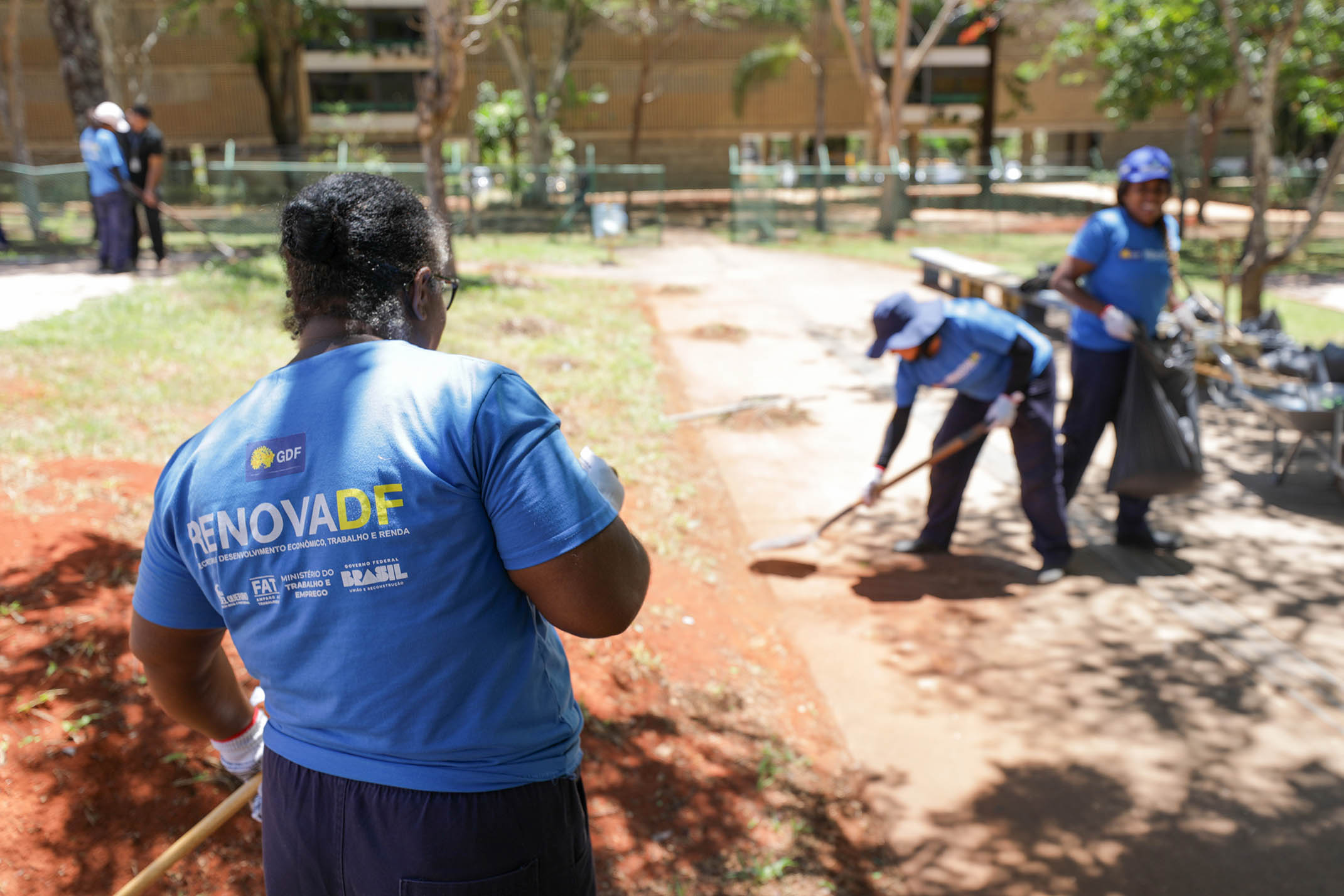 RenovaDF inicia reforma da praça da entrequadra 202/203 Sul