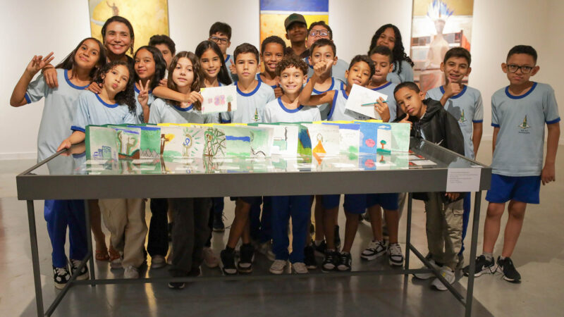 Alunos de Ceilândia criam monumentos para Brasília em oficina no Museu Nacional