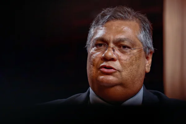 STF: Meta diz que não pode entregar dados de contas que ameaçaram Dino