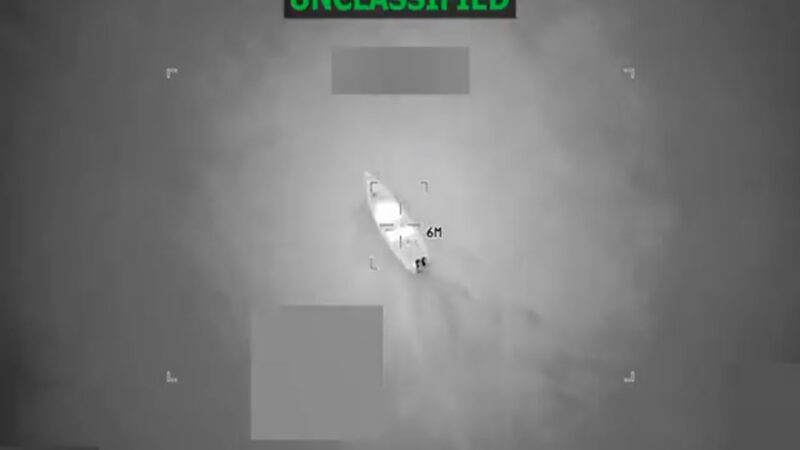 EUA atacam mais um barco de “narcoterroristas”; há ao menos 6 mortos