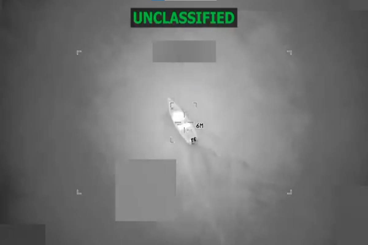 EUA atacam mais um barco de “narcoterroristas”; há ao menos 6 mortos