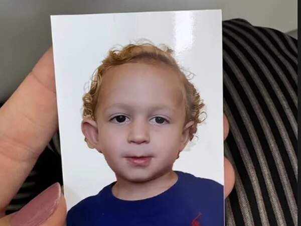 Detalhe em foto de Tata chama atenção após anúncio de Julio Cocielo