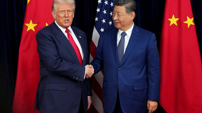 Trump e Xi Jinping se encontram na Coreia em meio à tensão comercial