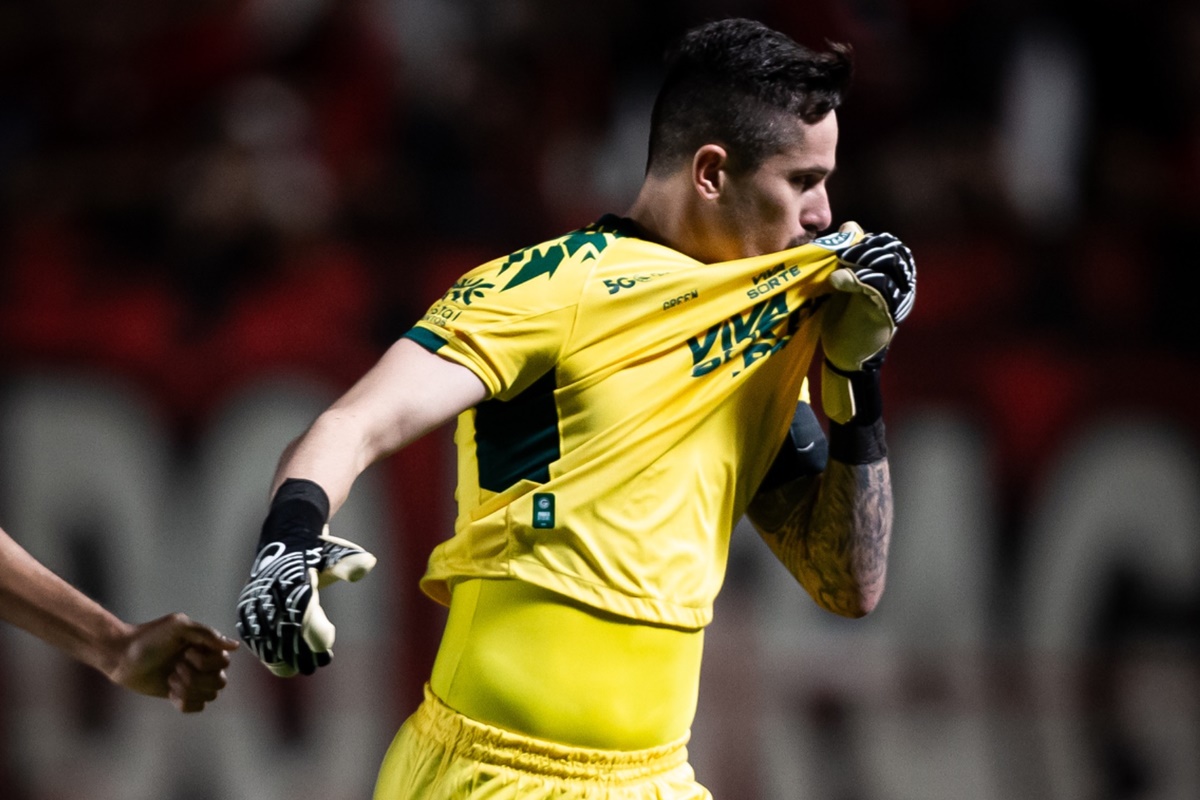 Saiba onde assistir o confronto entre Athletic x Goiás pela Série B