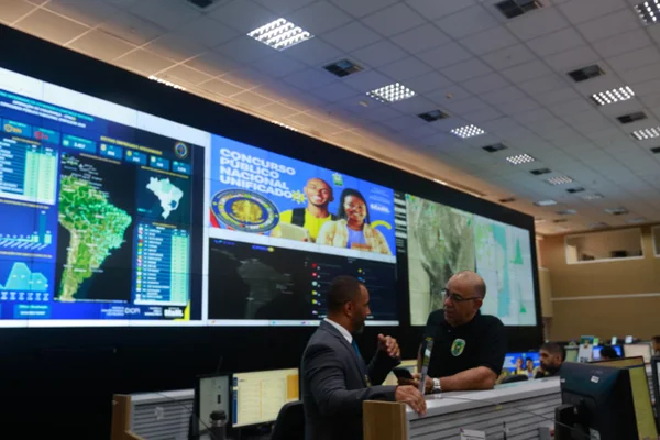 CNU 2025: falta de luz atrasou em 1h30 prova em Manaus