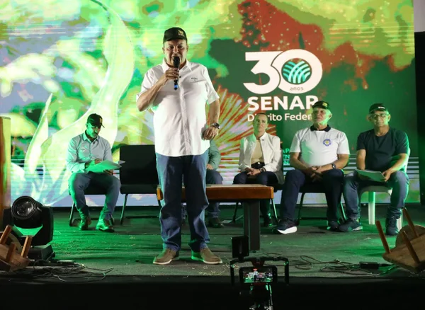 Ibaneis ressalta avanços do agro no DF durante aniversário do Senar