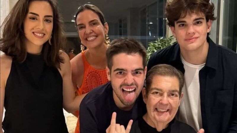 João Silva celebra raro momento com Faustão e se declara ao pai