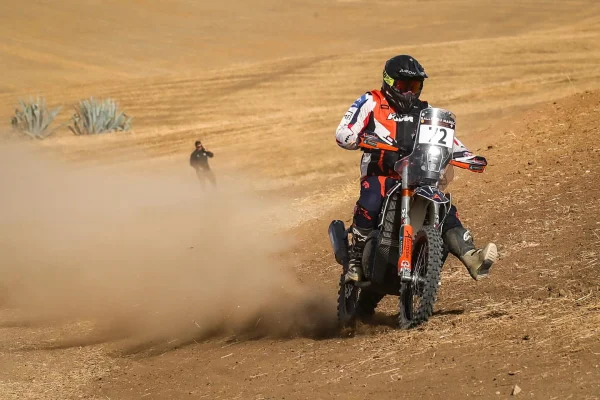 Piloto português sofre grave acidente e morre no Rally do Marrocos