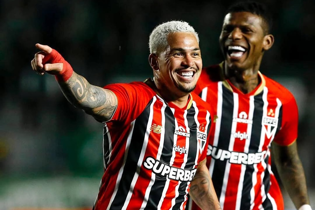 Luciano entra para seleta lista de artilheiros do São Paulo. Confira