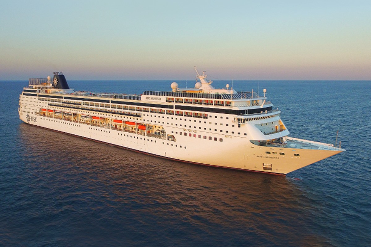 Agência vende pacote para cruzeiro, mas some do mapa e deixa família a ver navios