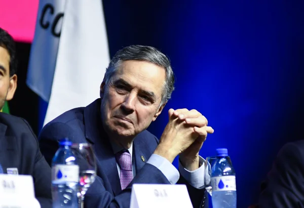 Barroso diz que saída do STF não tem a ver com sanções dos EUA