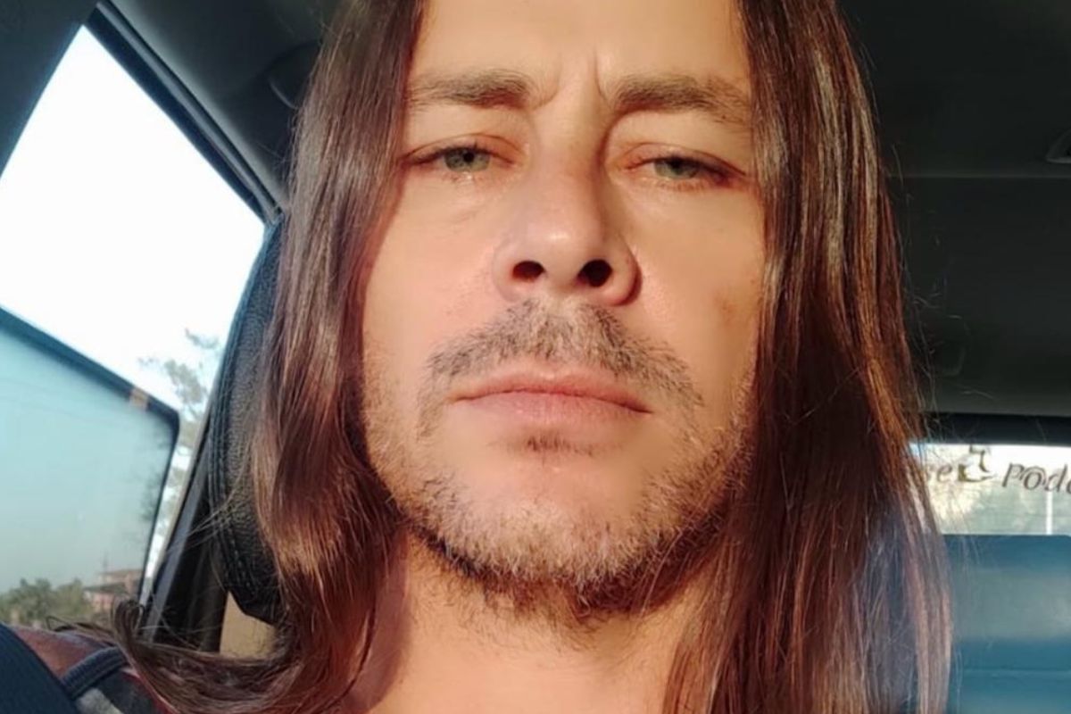 Theo Becker abre o jogo e dá detalhes sobre vício em drogas