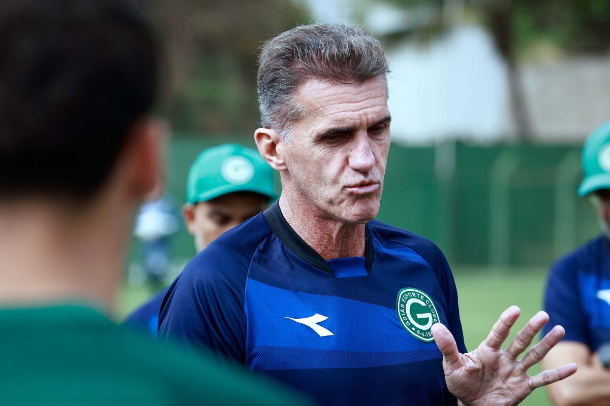 Goiás anuncia demissão de Vagner Mancini após sequência sem vitórias