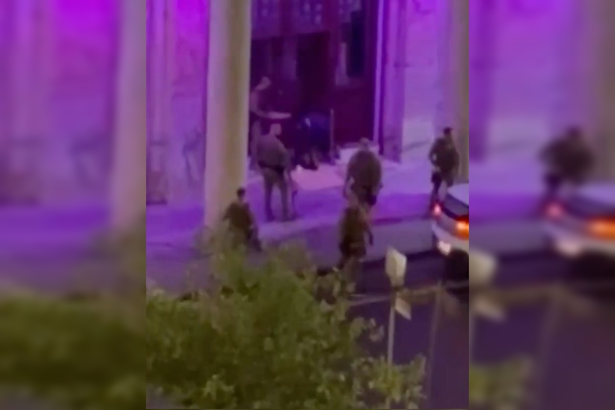 6 PMs são denunciados por agressões a moradores de rua em SC. Vídeo