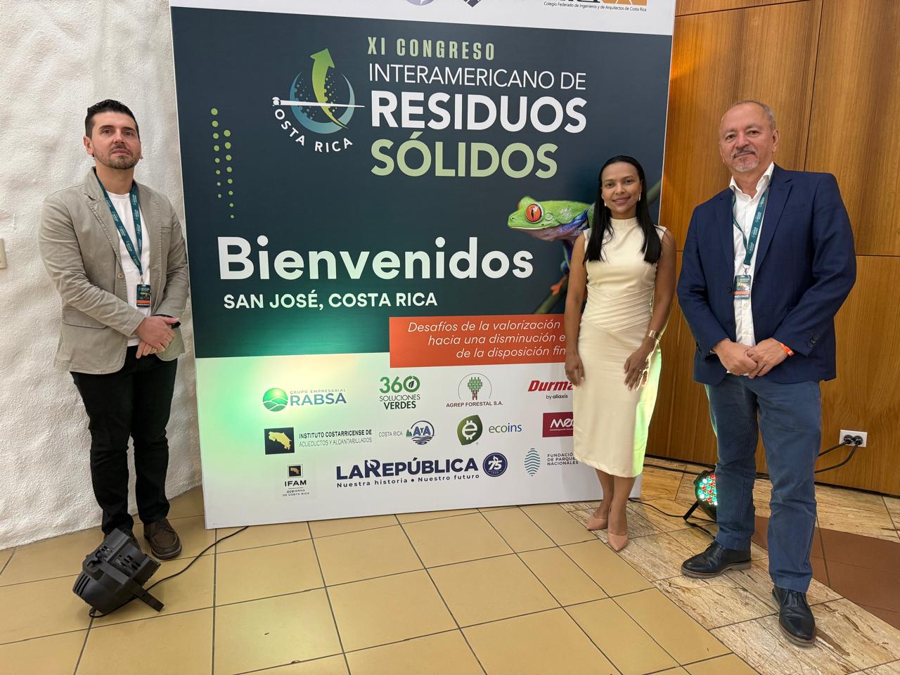 Adasa destaca experiência do DF em gestão e valorização de resíduos no 11° Congresso Interamericano na Costa Rica