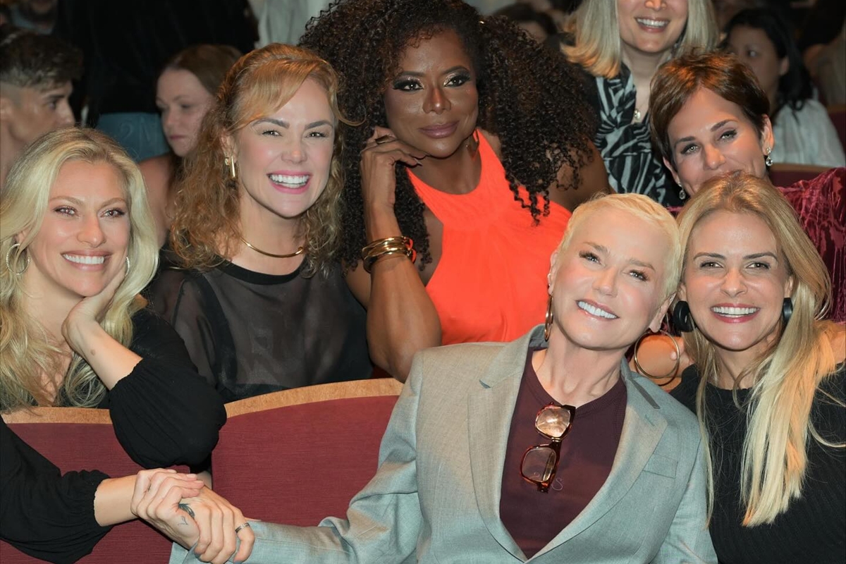 Xuxa reúne ex-paquitas para estreia de espetáculo de Junno Andrade