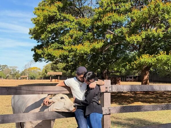 Zé Felipe posta cliques românticos com Ana Castela: veja