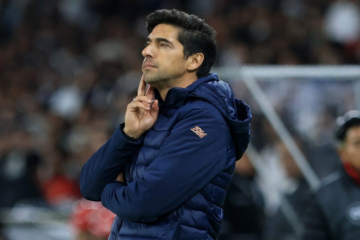 Abel Ferreira precisa de feito inédito para classificar o Palmeiras