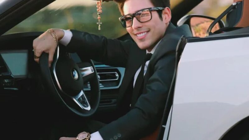 Vereador “Advogado ostentação” é agredido por jornalista após denúncia