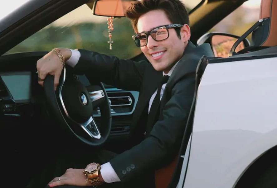 Vereador “Advogado ostentação” é agredido por jornalista após denúncia