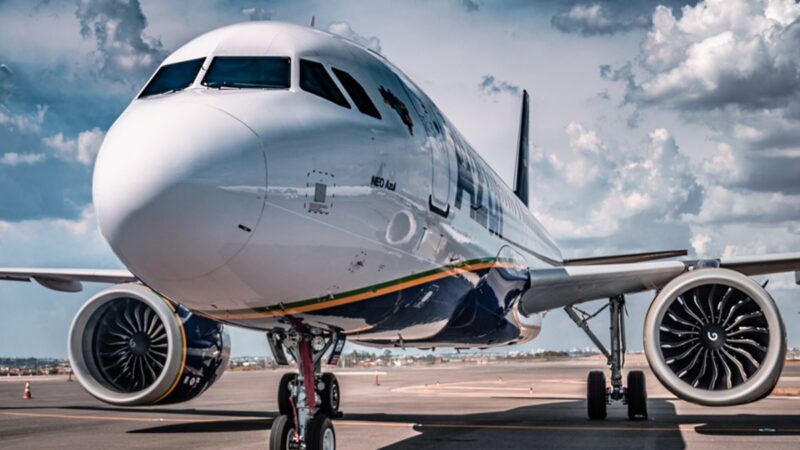 Azul atualiza plano e prevê saída de recuperação judicial em 2026