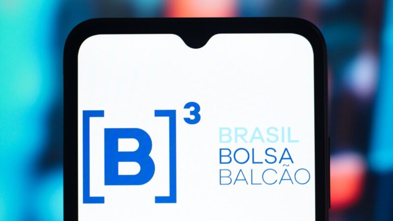 Bolsa bate 4º recorde seguido e dólar sobe em dia de acordo Trump-Xi