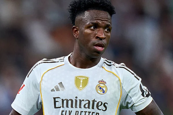 Entenda por que Vini Jr. está sendo processado após festa no RJ