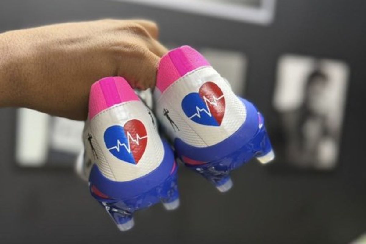 Gabigol posta foto de chuteira misteriosa antes de Flamengo x Cruzeiro