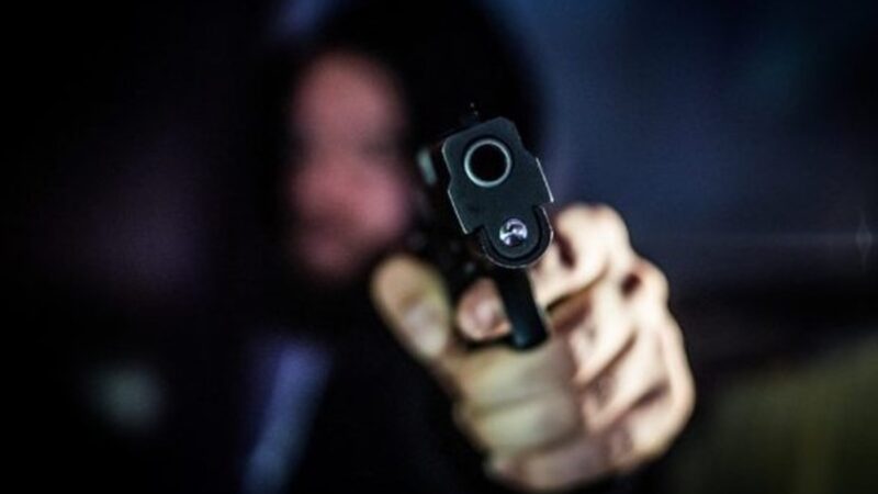 Cinco baleados: grupo armado abre fogo contra bar lotado em Anápolis