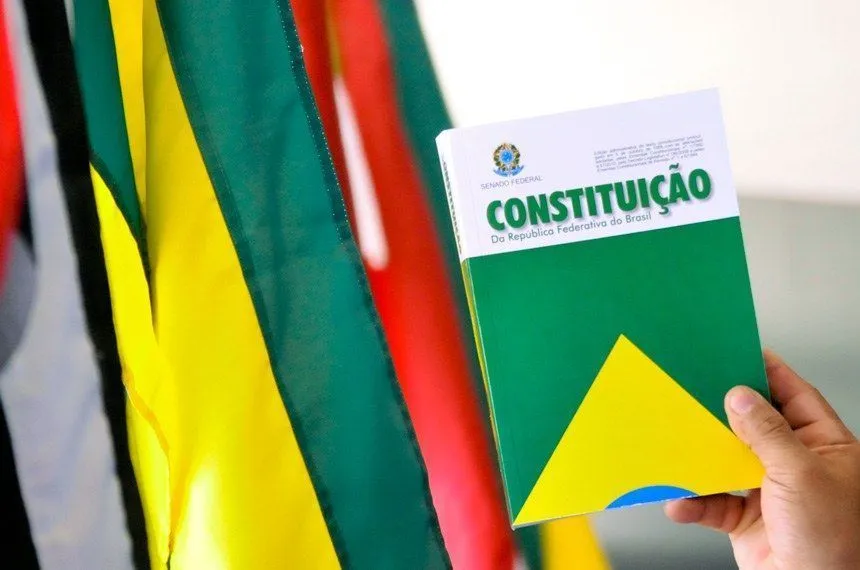 Constituição completa 37 anos e já teve 136 alterações por emendas