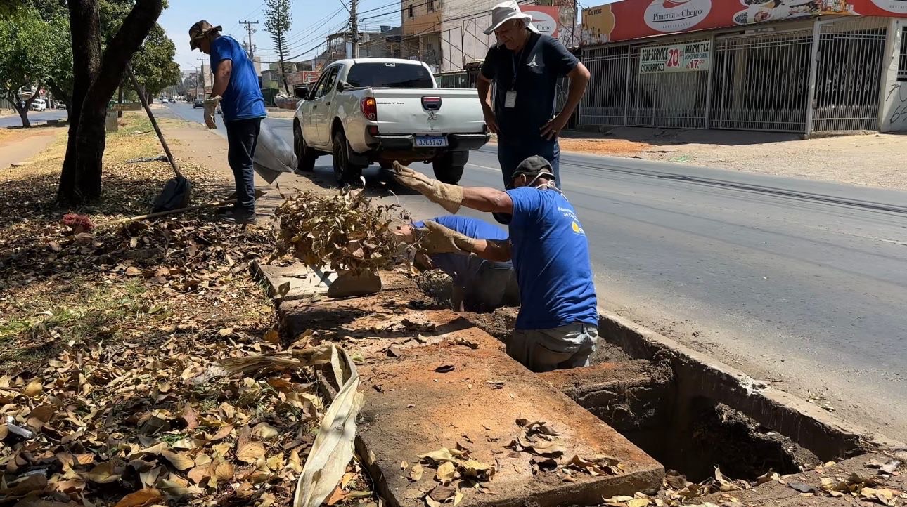 Ceilândia intensifica manutenção urbana e limpeza para prevenir alagamentos durante o período chuvoso