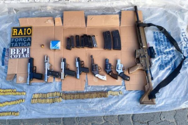 Governador do Ceará exalta ação da PM com sete mortos: “Parabéns”