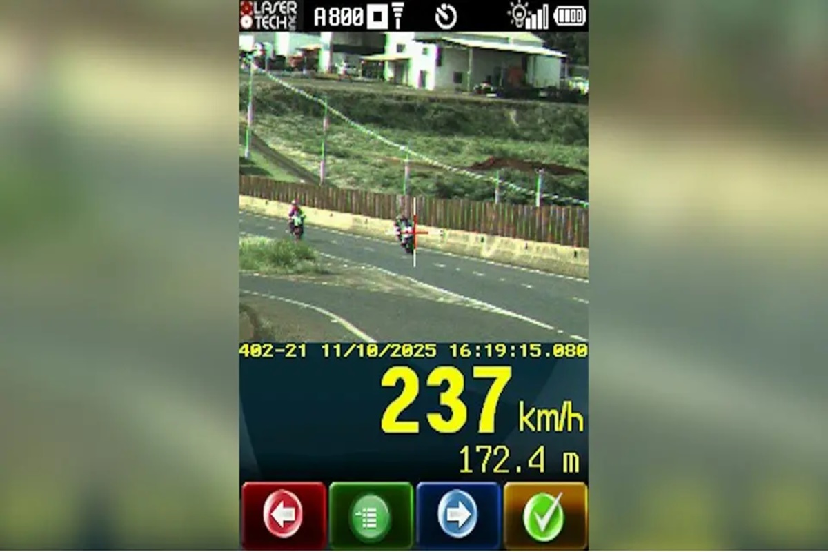 PRF flagra motociclista pilotando a 237 km/h na BR-369, no Paraná